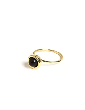 anillo_dorado_esfera_pequ_0-1.webp NÍCOLI ANILLO DORADO ESFERA PEQUEÑO ONIX< Anillos