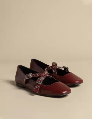 bailarina_granate_doble_h_0.webp NÍCOLI BAILARINA DOBLE HEBILLA< Zapatos