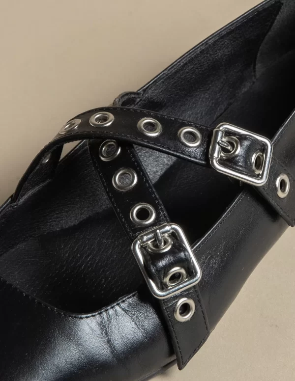 bailarina_negra_doble_heb_2.webp NÍCOLI BAILARINA NEGRA DOBLE HEBILLA< Zapatos