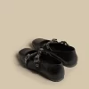 bailarina_negra_doble_heb_3.webp NÍCOLI BAILARINA NEGRA DOBLE HEBILLA< Zapatos