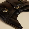 bolso_hebillas_negro_1.webp NÍCOLI BOLSO HEBILLAS NEGRO< Bolsos