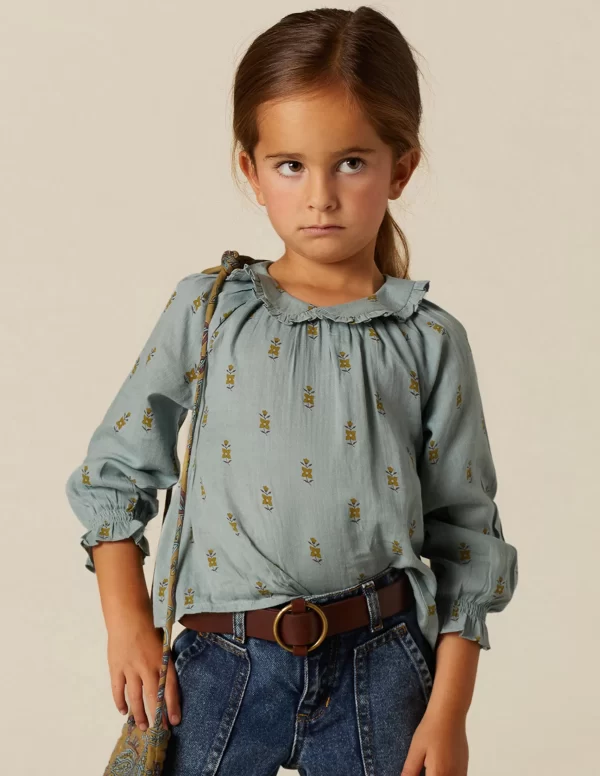 camisa_azul_flor_pequea_0-1.webp NÍCOLI CAMISA AZUL FLOR PEQUEÑA< Camisas
