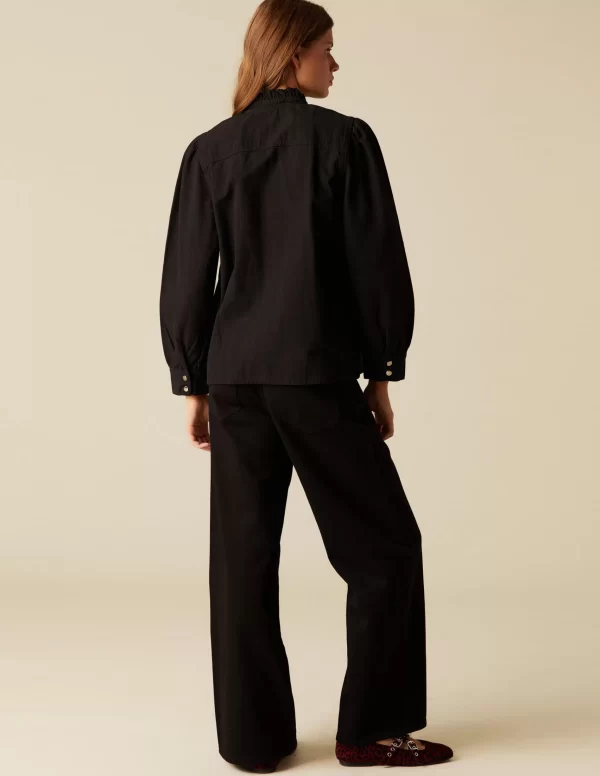 camisa_cuello_perkins_tac_3.webp NÍCOLI CAMISA CUELLO PERKINS TACHUELAS< Denim | Camisas