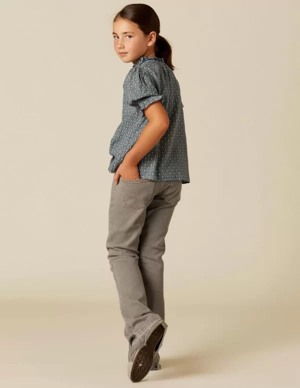 camisa_flor_ramito_azul_3-1.webp NÍCOLI CAMISA FLOR RAMITO AZUL< Camisas