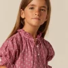 camisa_flor_ramito_fresa_2-1.webp NÍCOLI CAMISA FLOR RAMITO< Camisas