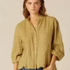camisa_hojitas_mostaza_0.webp NÍCOLI CAMISA HOJITAS< Camisas