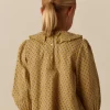camisa_hojitas_mostaza_2-2.webp NÍCOLI CAMISA HOJITAS< Camisas