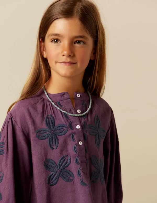 camisa_mora_bordado_flor_2-1.webp NÍCOLI CAMISA MORA BORDADO FLOR< Camisas