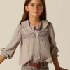 camisa_raya_marrn_nidos_0-2.webp NÍCOLI CAMISA RAYA MARRÓN NIDOS< Camisas