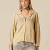 camisa_raya_mostaza_nidos_0.webp NÍCOLI CAMISA RAYA NIDOS< Camisas