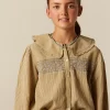 camisa_raya_mostaza_nidos_1-1.webp NÍCOLI CAMISA RAYA NIDOS< Camisas