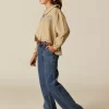 camisa_raya_mostaza_nidos_2-1.webp NÍCOLI CAMISA RAYA NIDOS< Camisas