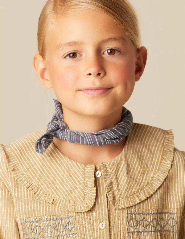 camisa_raya_mostaza_nidos_2-2.webp NÍCOLI CAMISA RAYA NIDOS< Camisas