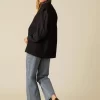 chaleco_oversize_raya_3.webp NÍCOLI CHALECO OVERSIZE RAYA< Chalecos