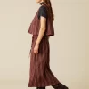 falda_raya_marrn_2.webp NÍCOLI FALDA RAYA MARRÓN< Faldas