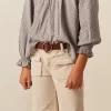 pantaln_arena_tapeta_bols_1.webp NÍCOLI PANTALÓN TAPETA BOLSILLOS< Denim | Pantalones