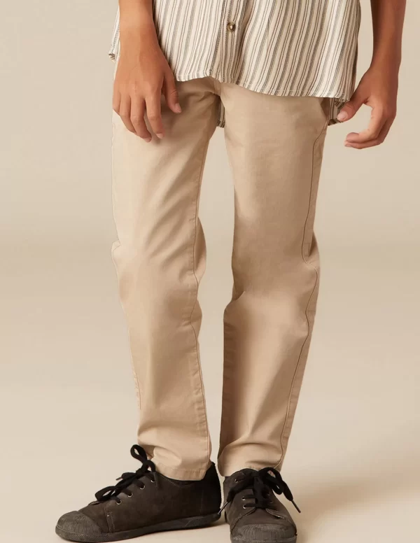 pantaln_chino_largo_arena_1-1.webp NÍCOLI PANTALÓN CHINO LARGO< Pantalones