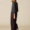 pantaln_negro_raya_mora_3.webp NÍCOLI PANTALÓN NEGRO RAYA< Pantalones