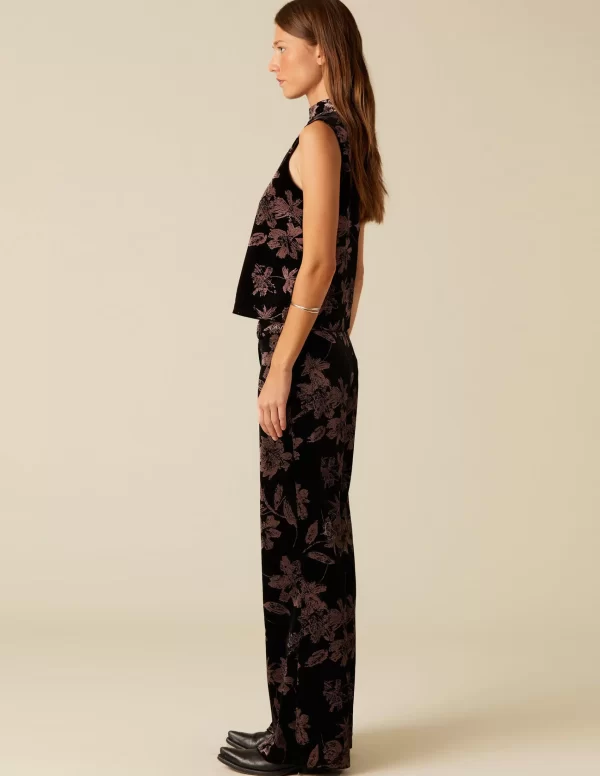 pantaln_terciopelo_flor_m_1.webp NÍCOLI PANTALÓN TERCIOPELO FLOR< Pantalones