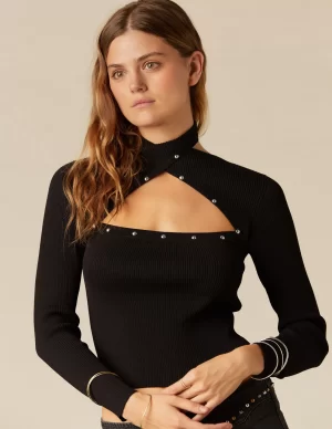 top_abertura_escote_tacha_0.webp NÍCOLI TOP ABERTURA ESCOTE TACHAS NEGRO< Tops