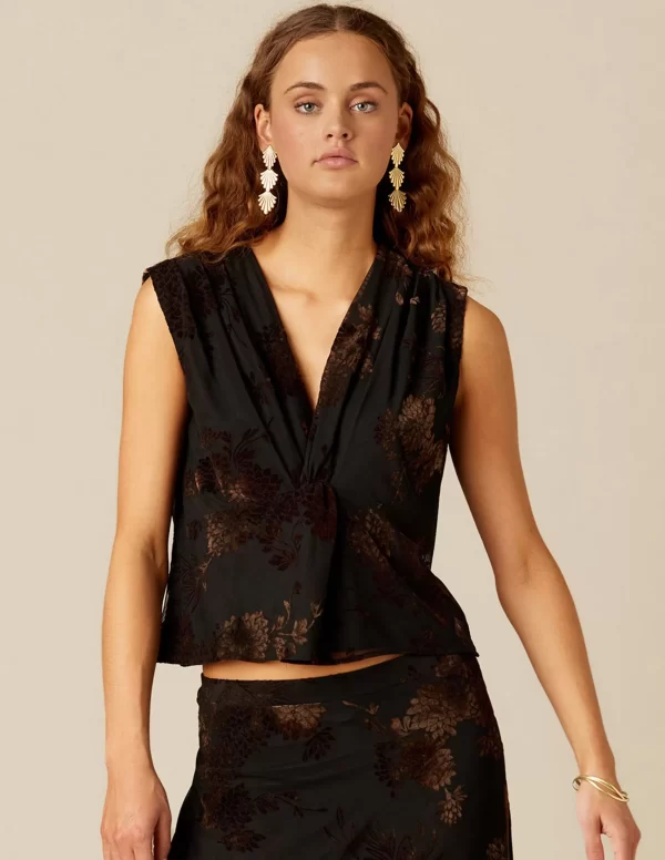 NÍCOLI TOP FLOR TULLE NEGRO< Tops
