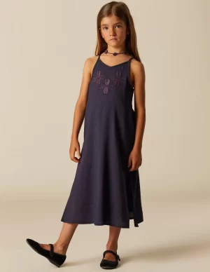 vestido_azul_tirantes_bor_0-2.webp NÍCOLI VESTIDO AZUL TIRANTES BORDADO< Vestidos