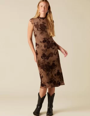 vestido_flor_tulle_marrn_0.webp NÍCOLI VESTIDO FLOR TULLE MARRÓN< Vestidos
